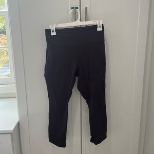Lululemon Purple Mesh Crop Leggings